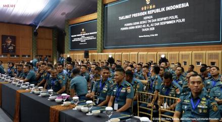 Prabowo Beri Taklimat ke 1.000 Perwira Siswa TNI hingga Polri di Seskoad Bandung (FOTO:Dok BPMI Setpres)