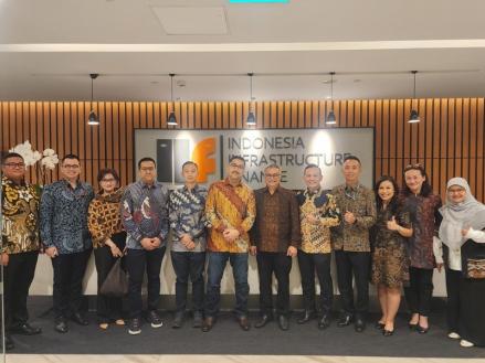 IIF Jamin Sukuk Ijarah Berkelanjutan Arkora Hydro (ARKO) Rp645 miliar (foto: iNews Media Group)