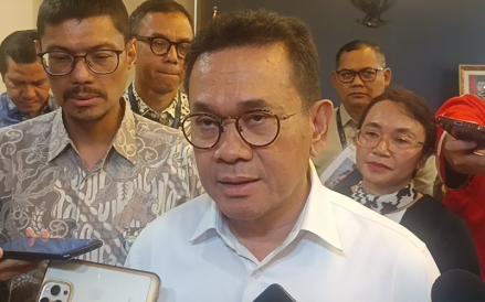 Mendag Koordinasi dengan Kepala BGN, Dorong MBG Serap Telur dan Daging Ayam Lokal