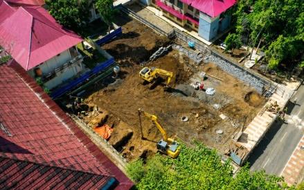 PT Waskita Beton Precast Tbk (WSBP) tengah mengerjakan pembangunan Gedung Laboratorium Terpadu Universitas Khairun, Ternate. (Foto: Ist)