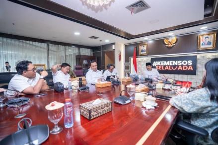 Penyaluran Bansos Gunakan Teknologi Digital, Penerima Diverifikasi lewat Pengenalan Wajah (Foto: dok Kemensos)