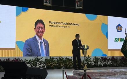 Menteri Keuangan, Purbaya Yudhi Sadewa melontarkan guyon terkait minat pribadinya terhadap motor gede Harley Davidson. (Foto: iNews Media/Anggie Ariesta)