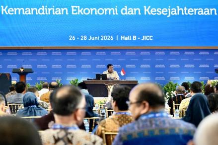 Prabowo Janji Tindaklanjuti Usulan Penambahan Beasiswa untuk Dosen. (Foto: Sekretariat Kepresidenan)