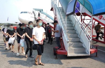 92 WN China Pelaku Penipuan Investasi di Batam Dideportasi, Dicekal Masuk RI Seumur Hidup. (Foto Istimewa)