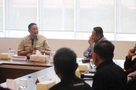 Hyundai Kunjungi Kantor iNews Media Group, Perkuat Sinergi dan Jajaki Peluang Kolaborasi Strategis. (Foto Arif Julianto/IMG)