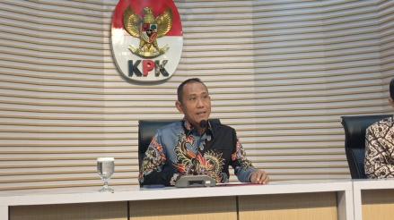 KPK Tetapkan Bupati Lombok Barat Lalu Ahmad Zaini sebagai Tersangka Kasus Korupsi. (Foto: MNC Media)
