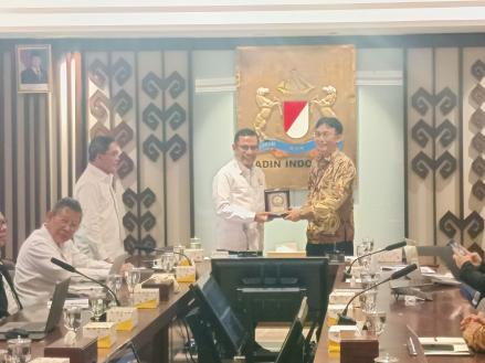 Kemenperin dan Kadin Indonesia Sepakat Implementasikan Standar Keamanan Industri Kimia. (Foto: Rohman Wibowo/iNews Media Group)