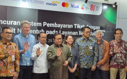 Gubernur DKI Hubungi Menteri Bahlil, Bahas Rencana TransJakarta Gunakan Bahan Bakar Hidrogen  (Danandaya Arya Putra/iNews Media Group)