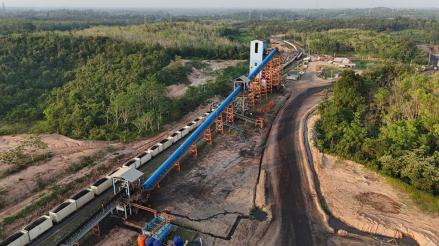 Pendapatan RMKO Tumbuh 89,1 Persen di Semester I-2026, Ditopang Lonjakan Volume Muatan Kereta Api. (Foto Istimewa)