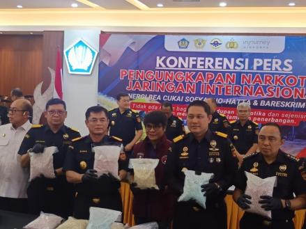 Penyelundupan 26 Kg Ekstasi Digagalkan Bea Cukai Soeta, Pelaku Pilot Asal Malaysia. Foto: Bea Cukai.