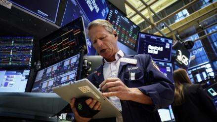 Wall Street Berakhir Menguat usai Data Inflasi AS Sesuai Ekspektasi (FOTO:Dok Laman Investing)