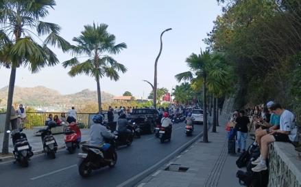 Kemenpar Evakuasi Tamu Hotel Labuan Bajo dan 986 Wisatawan di Pulau Padar Usai Gempa M7,7 NTT