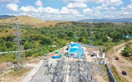 PT PLN (Persero) Unit Induk Wilayah Nusa Tenggara Timur (UIW NTT) melakukan pemulihan bertahap terhadap sistem kelistrikan setelah gempa bumi. (Foto: Dok. ESDM)