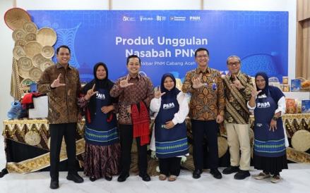 PT Permodalan Nasional Madani (Persero) (PNM) dan Otoritas Jasa Keuangan (OJK) bersinergi dalam mendampingi perempuan pengusaha ultra mikro di Aceh. (Foto: Ist)