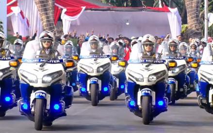 45 Motor Listrik Kawal Kirab Bendera Pusaka Purna Paskibraka Upacara HUT ke-81 RI