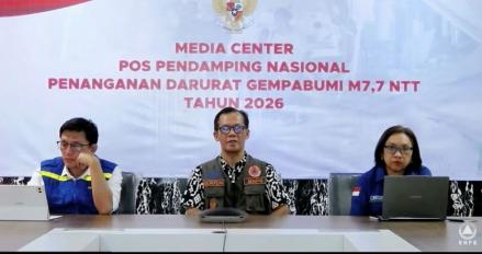 Khawatir Gempa Susulan, Sebanyak 59.647 Orang di NTT Bertahan di Pengungsian. (Foto: iNews Media Group)