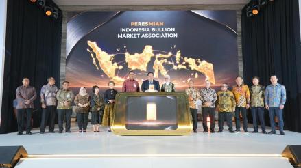 Dorong Pembangunan Ekosistem dan Emas Berstandar Internasional, Direktur Pegadaian Resmi Ketua Umum IBMA. (Foto: Doc Pegadaian)