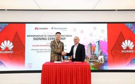 PT Ekamas Mora Republik Tbk (MORA) dan Huawei Indonesia resmi menandatangani Nota Kesepahaman untuk mengembangkan pasar TIK korporat di Indonesia. (Foto: Ist)