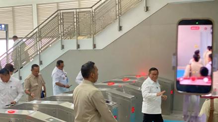 Di Hadapan Prabowo, Pramono Sebut Ekonomi Jakarta Tumbuh 5,52 Persen (FOTO:iNews Media Group)
