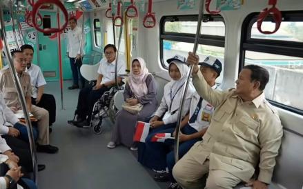 Presiden Prabowo Jajal LRT Rute Kelapa Gading-Manggarai