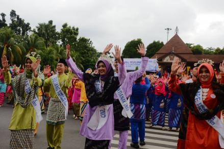 Empat Negara ASEAN Ajukan Tari Zapin ke UNESCO, Targetkan Pengakuan Warisan Budaya Takbenda. (Foto: Wikimedia)