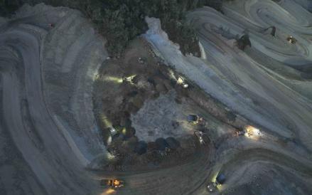 PT Merdeka Copper Gold Tbk (MDKA) membukukan laba bersih sebesar USD102 juta atau setara Rp1,8 triliun pada semester I-2026. (Foto: Ist)