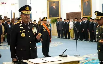 Resmi Jabat Kapolri, Suyudi Ario Seto Sandang Bintang Empat 