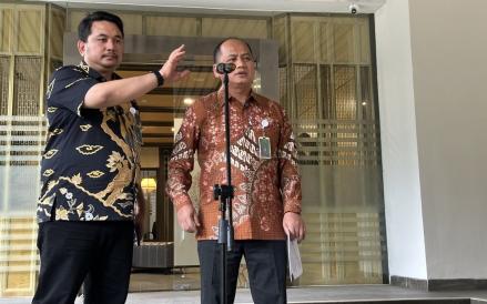 Tetapkan Tersangka Baru Kasus MBG, Kejagung Sita Pesawat hingga Helikopter