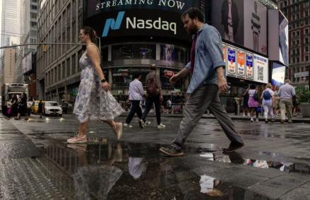 Wall Street Menguat di Tengah Pelemahan Pasar Kerja AS, Nasdaq Naik 1,2 Persen (Foto: dok AP)