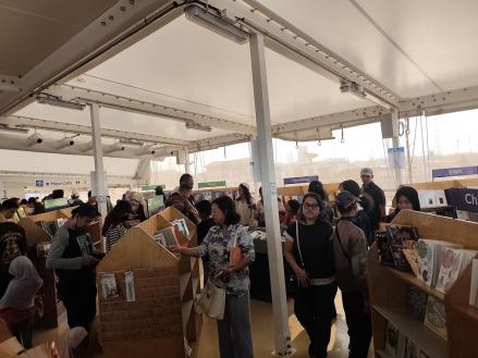 Kembali ke Indonesia Setelah 38 Tahun, Intip Keseruan Pameran Buku di Kapal Doulos Hope. (Foto: MNC Media)