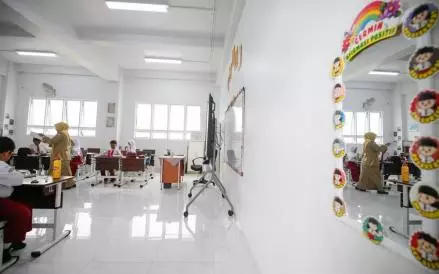 Pramono Janji Revitalisasi Sekolah Tua di Jakarta