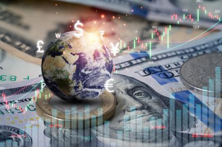 IMF Pertahankan Proyeksi Ekonomi Global, Indonesia Dibayangi Lonjakan Harga Minyak. (Foto: Magnific)