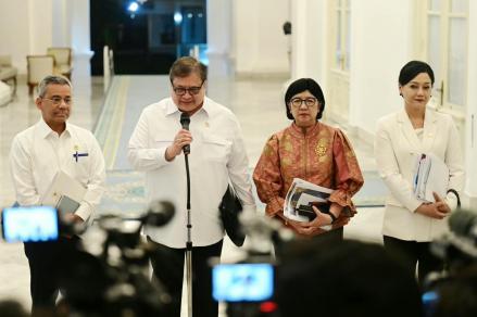 Dua Tahun Pemerintahan Prabowo, Airlangga Sebut Politik, Ekonomi, Sosial Relatif Stabil. (Foto: BPMI Setpres)