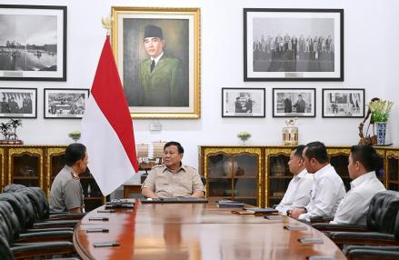 Prabowo Minta ASN-Polri Optimalkan Pelayanan Publik untuk Jawab Kebutuhan Rakyat Secara Tepat. (Foto Istimewa)