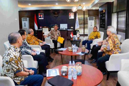 Menperin Usulkan Insentif untuk Mobil Hybrid dan PHEV, Pembahasan Ditargetkan Tahun Ini. (Foto: Kemenperin)