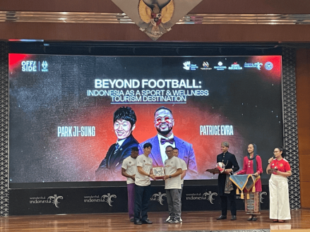Penantian 16 Tahun Berakhir, Legenda Manchester United Bakal Tanding Lawan Tim Lokal di Jakarta. (Foto: MNC Media)