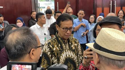 Kualitas Udara Palangka Raya ISPU 1.500, Menkes Ingatkan Tabung Oksigen Jangan Cuma Dipajang. (Foto: MNC Media)