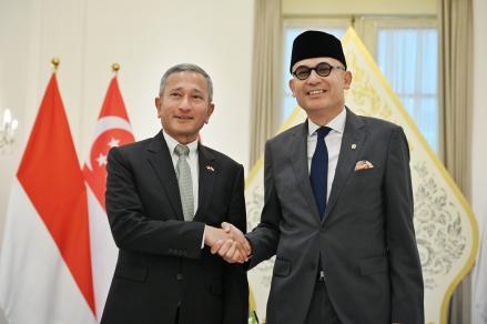 Indonesia dan Singapura Bakal Bentuk Satgas untuk Kejar Perusahaan Penyebab Karhutla. (Foto: Kemlu)