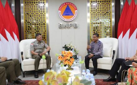 BNPB mengungkapkan pemerintah Malaysia menawarkan dukungan berupa satu pesawat amfibi CL-415MP dan satu helikopter Mi-171. (Foto: Dok. BNPB)