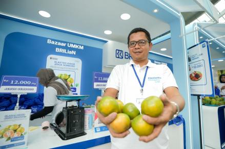 Dulu Jual Jeruk dengan Motor, Kini Antoni Mampu Kirim 3 Truk Sehari Berkat Pemberdayaan BRI. (Foto: BRI)