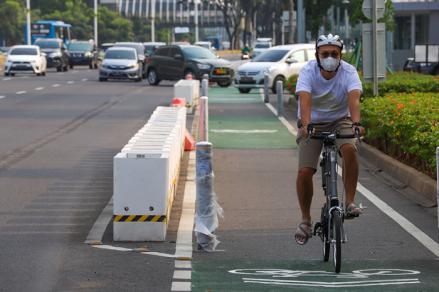 Pemprov DKI akan Tambah 535 Km Jalur Sepeda Secara Bertahap hingga 2026. (Foto MNC Media)