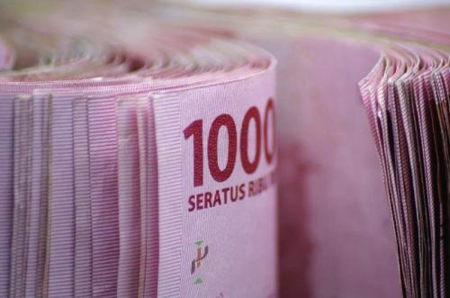 Rupiah Hari Ini Ditutup Melemah ke Rp16.256 Tertekan Sentimen Hawkish The Fed