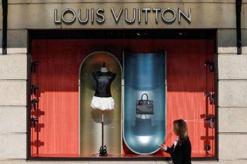 Louis Vuitton Jual Kain Keffiyeh Palestina Rp10 Juta, Netizen: Perampas  Budaya untuk Komersial : Okezone Muslim