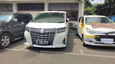 Beda Peruntukkan, Mobil Alphard Pelat 'RFS' Milik Rachel Vennya Ditahan ...