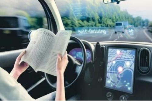 Eksistensi Mobil Self-Driving Bakal Buat Lampu Lalu Lintas Menganggur