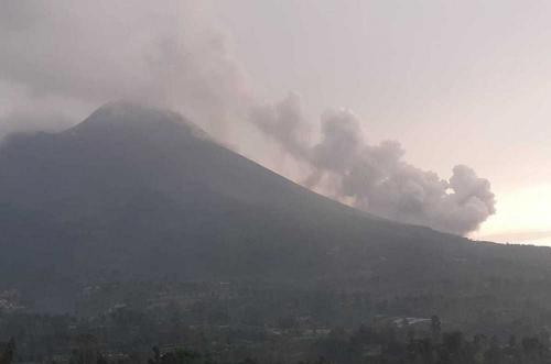 Sejak Erupsi Gunung Merapi Muntahkan 24 Kali Awan Panas Guguran