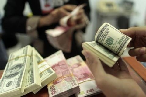 Akhir Pekan, Rupiah Ditutup Menguat ke Rp15.481 per USD