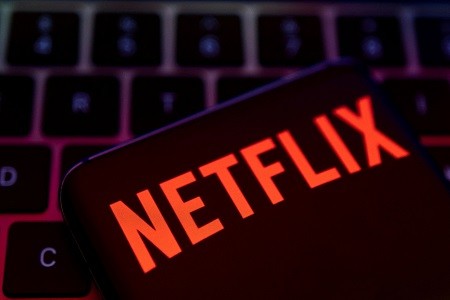 Raih Ulasan Positif, Netflix Beri Bonus Fantastis untuk Dua Petingginya