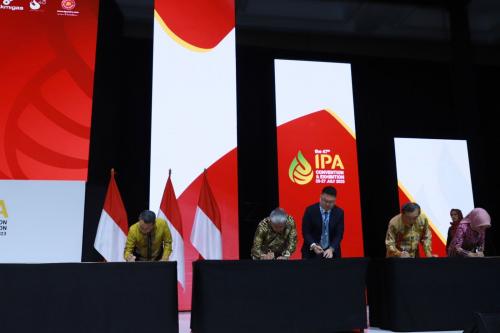 Pertamina-Petronas Resmi Kuasai 35 Persen Saham Shell Di Blok Masela