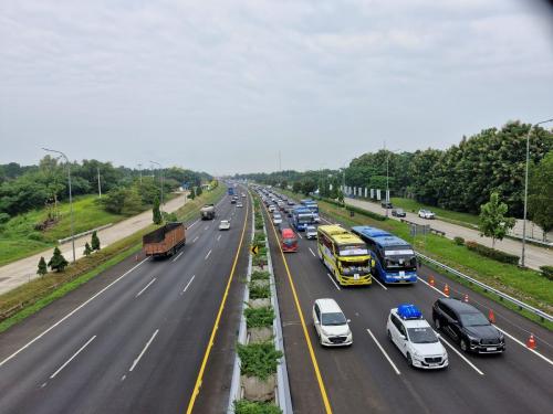 Tol Cipali Mulai Dipadati Pemudik, 10 Ribu Kendaraan Dari Jakarta